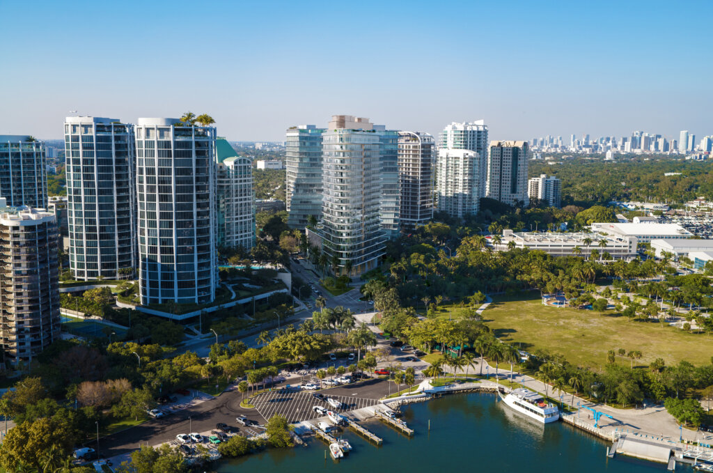 four seasons residences coconut grove